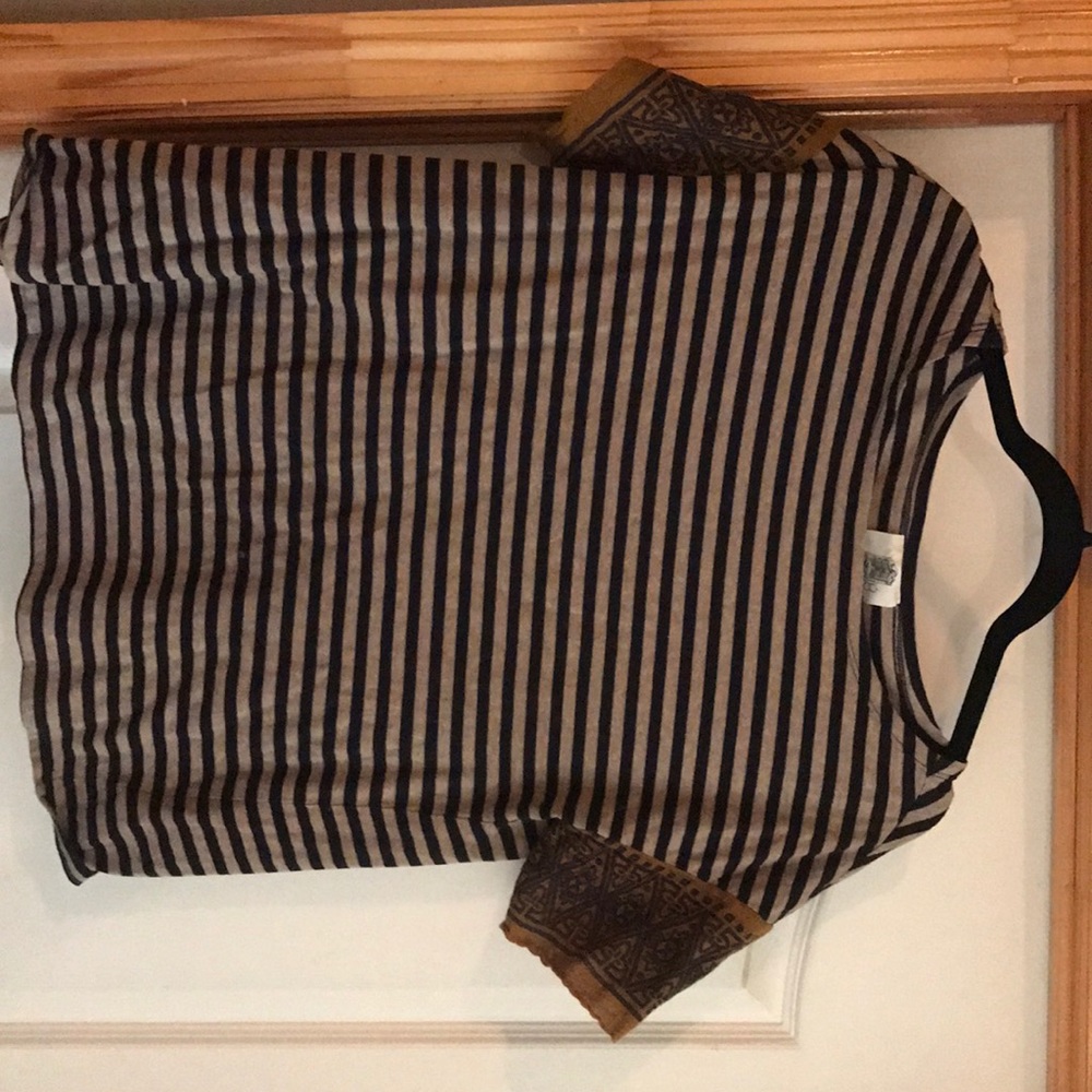 Anthropologie T-Shirt